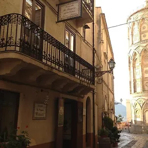 2* Hotel Re Ruggero